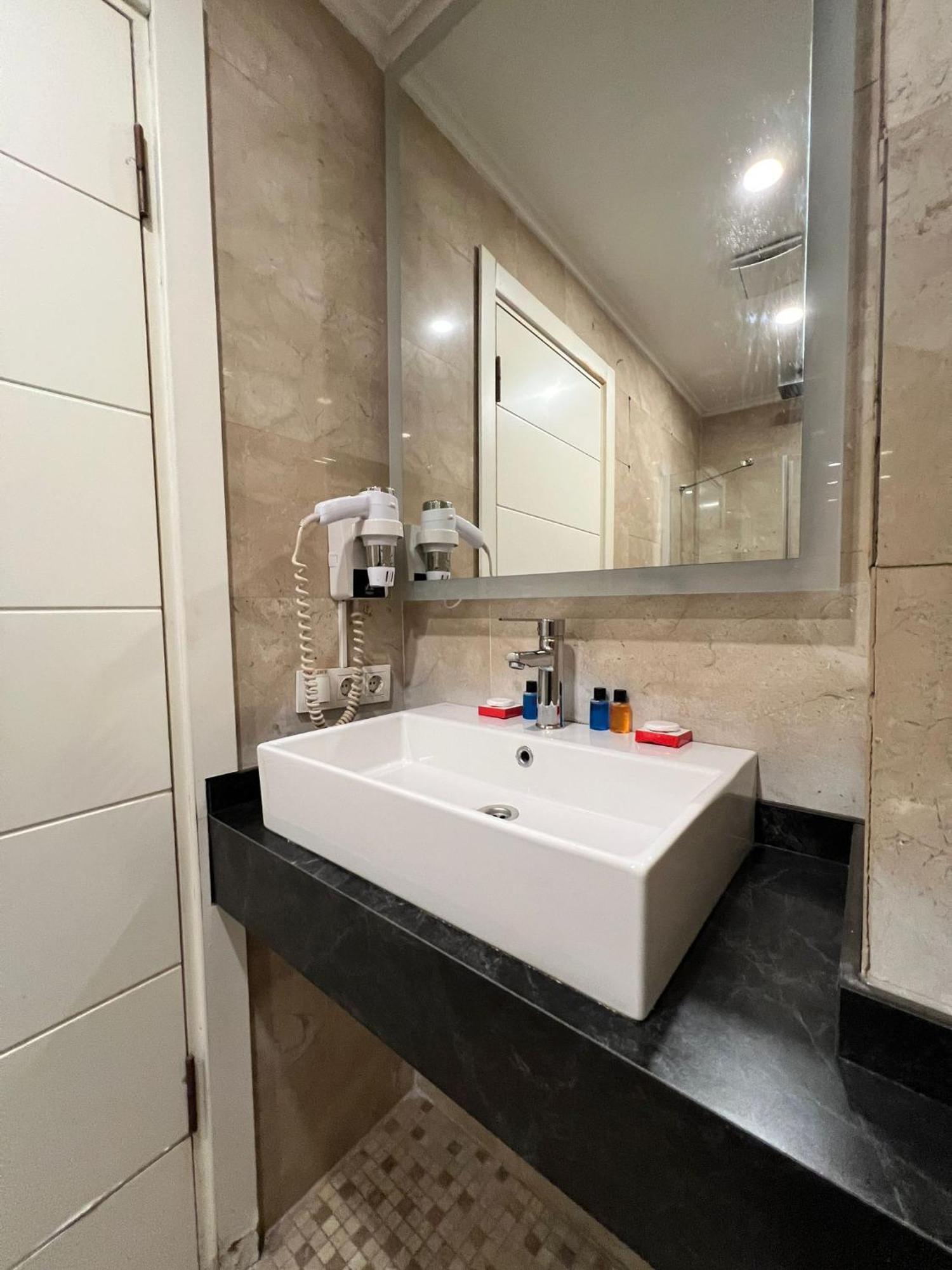 Le Marde Hotel Istanbul Luaran gambar